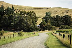 Russell's Cabins