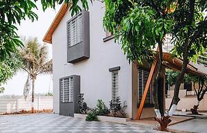 Freesia Resort by Express Inn