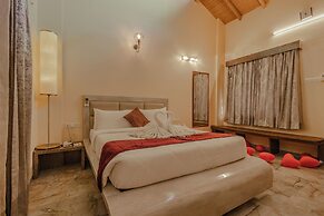 Freesia Resort by Express Inn