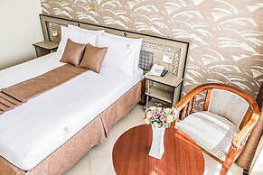 Astorian Grand Hotel