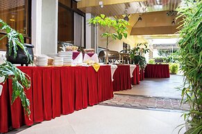 Astorian Grand Hotel