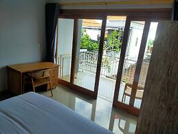 Kubu Gena Guesthouse Canggu
