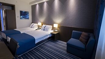 FEZ INN Hotel