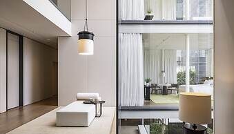 R48 Hotel and Garden