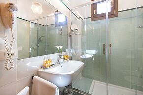 Saint George's House Apartments & SPA
