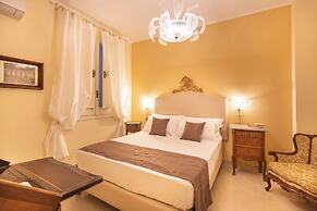 Saint George's House Apartments & SPA