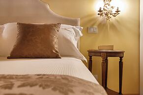 Saint George's House Apartments & SPA