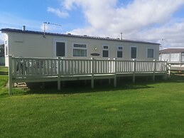 Inviting 3-bed Caravan in Skegness