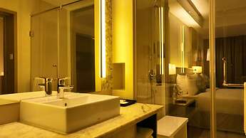Gokulam Grand Hotel