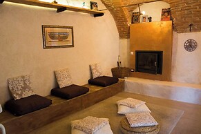 CasaRosada Wellness Guest House