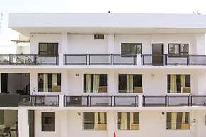 Goroomgo New Ashiyana Palace Varanasi