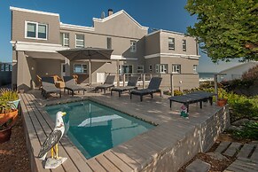 Absolute Ocean Boutique Guesthouse