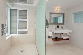 Absolute Ocean Boutique Guesthouse