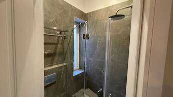 Gabriel Apartments - Stone Suits JEM City Center