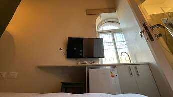 Gabriel Apartments - Stone Suits JEM City Center