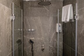 Gabriel Apartments - Stone Suits JEM City Center