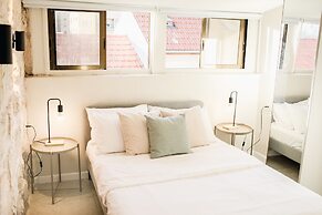 Gabriel Apartments - Stone Suits JEM City Center