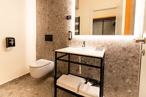 Hotel Lonca