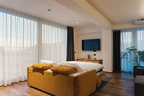 Hotel Lonca
