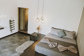 The Jini House - Kabalana