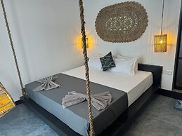 The Jini House - Kabalana
