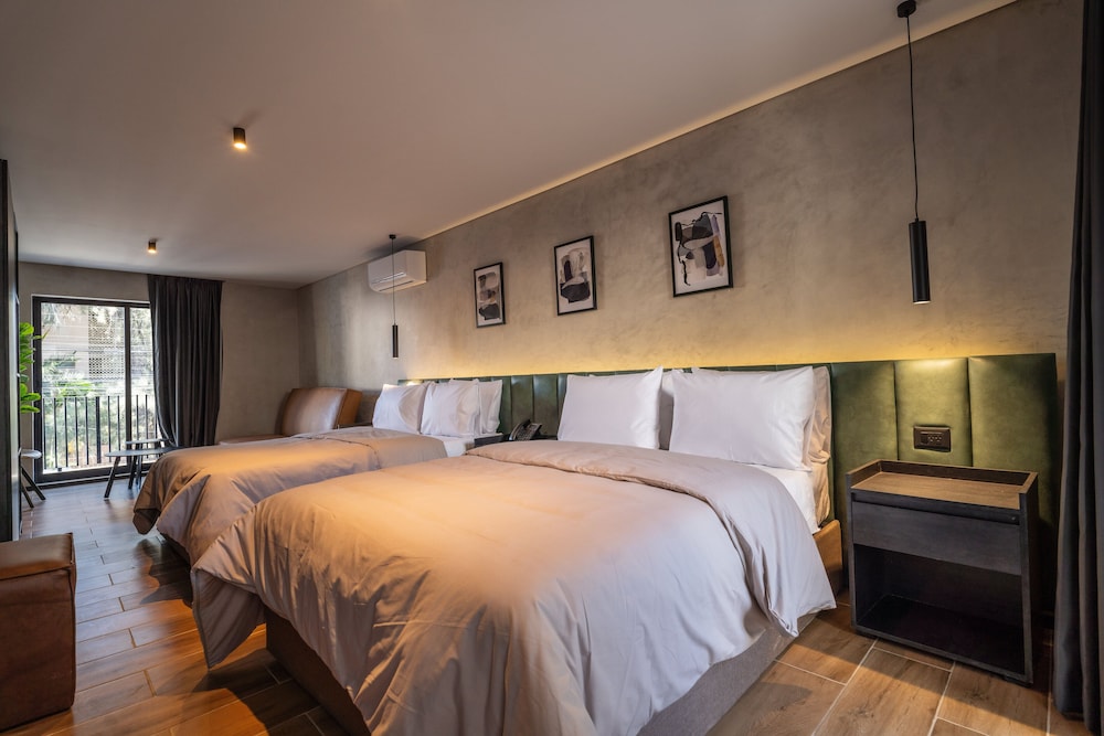 Hotel Alcalá Expo