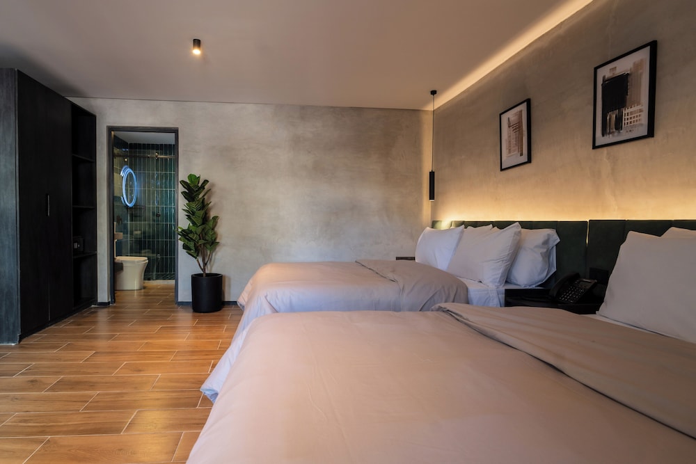 Hotel Alcalá Expo