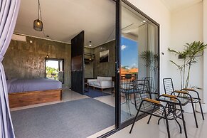 Modern Industrial Apartment-Umalas