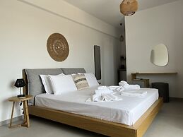 KYTHERA BEACH APARTMENTS
