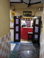 Goroomgo Central Guest House Agartala