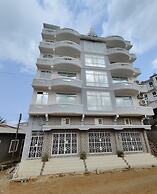 AYAA APARTMENT