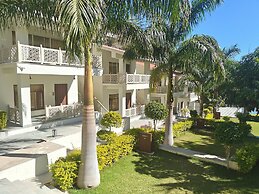 Treat Aranya Resort