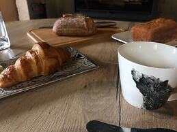 Bears N Breakfast