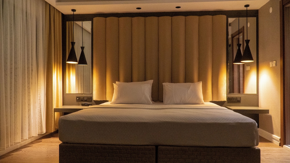 Bloom Suite