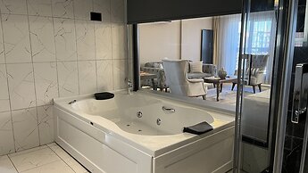 Bloom Suite