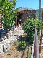 Immaculate 1-bed House in Gois Mountain View