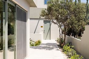 Heliades Residence