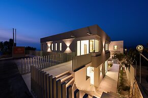 Heliades Residence
