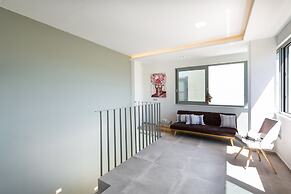 Heliades Residence