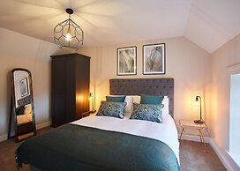 Host Stay Middle Farmhouse