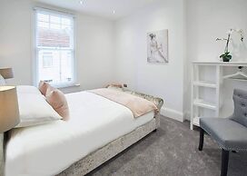 Host Stay Simba House