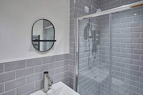 Host Stay Routh Walk