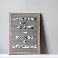 Host Stay The View Hudsons Yard House