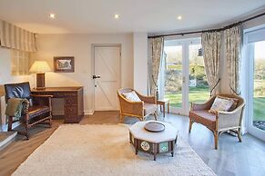 Host Stay Tithe Cottage