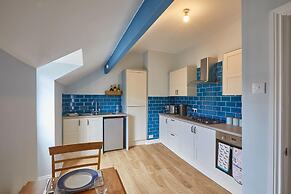 Host Stay Emerald Hideaway