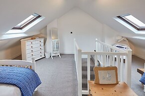 Host Stay Tenby Cottage