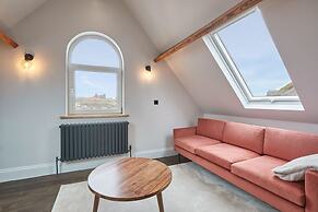 Host Stay The Loft Skinner St