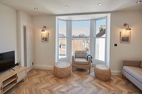 Host Stay Abbey Hus