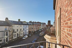 Host Stay Abbey Court Apartment