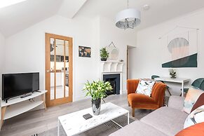 Host Stay Feversham House